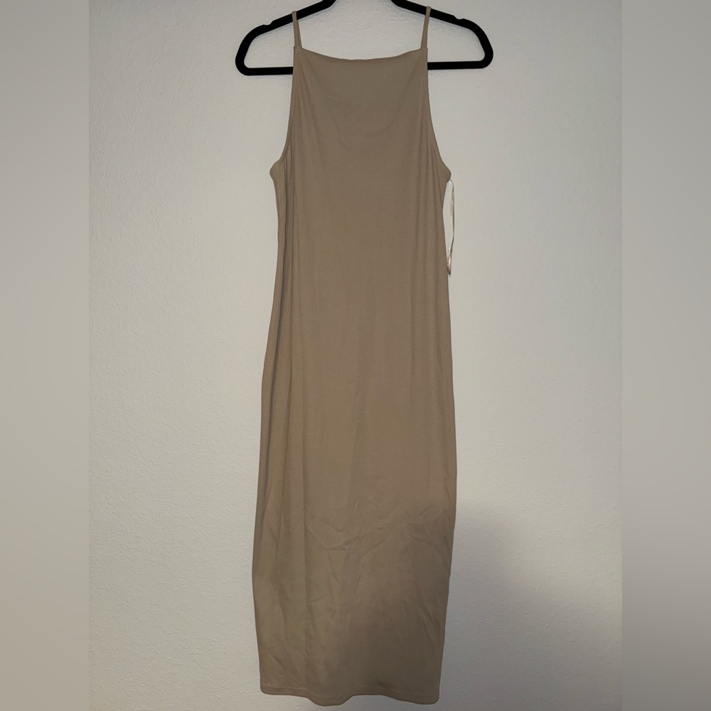 Old Navy Tan Maxi Dress Size Medium